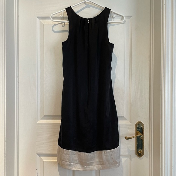 100% SILK | WHITE HOUSE BLACK MARKET Dress - Picture 6 of 8